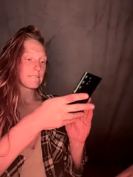 Snapshot of GoldenFlameGoddess chatting on November 12, 2025, 3:18 am GoldenFlameGoddess online show from November 12, 2025, 3:18 am