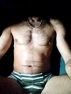 Snapshot of boy1983hot_ chatting on October 28, 2025, 12:14 am boy1983hot  online show from October 28, 2025, 12:14 am