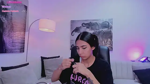 Snapshot of Ary_7 chatting on March 14, 2025, 11:45 am Ary 7 online show from March 14, 2025, 11:45 am