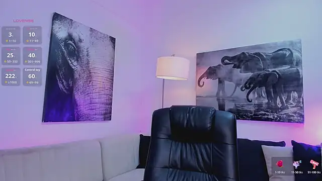 Snapshot of Ary_7 chatting on November 4, 2025, 11:42 am Ary 7 online show from November 4, 2025, 11:42 am