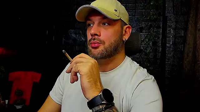 Snapshot of LexXHardy chatting on October 23, 2025, 7:34 pm LexXHardy online show from October 23, 2025, 7:34 pm