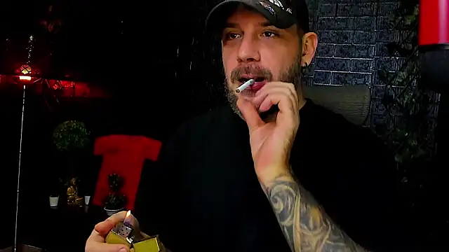 Snapshot of LexXHardy chatting on October 26, 2025, 8:37 pm LexXHardy online show from October 26, 2025, 8:37 pm