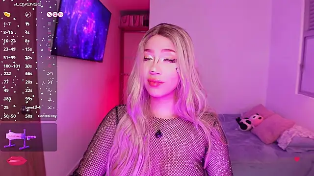 angel rouse  online show from October 1, 2025, 11:44 pm