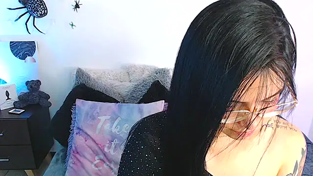 Snapshot of Isa_Maiden1 chatting on October 26, 2025, 2:56 pm Isa Maiden1 online show from October 26, 2025, 2:56 pm