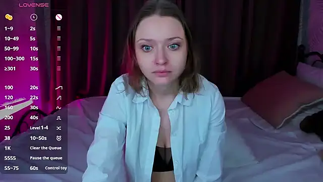 Snapshot of Linda_Bryant chatting on January 11, 2025, 12:55 am Linda Bryant online show from January 11, 2025, 12:55 am