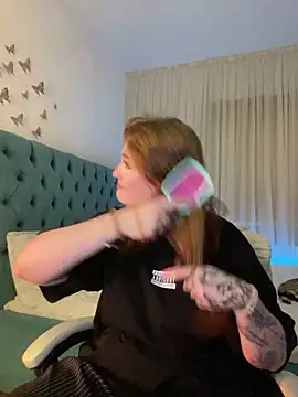 Snapshot of _Chlo__e chatting on February 13, 2025, 10:22 pm Chlo e online show from February 13, 2025, 10:22 pm