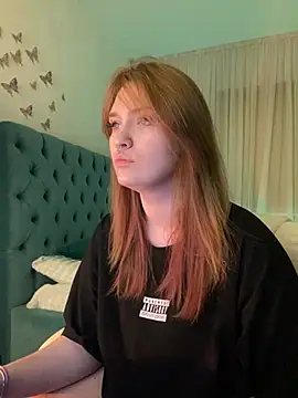 Snapshot of _Chlo__e chatting on February 28, 2025, 11:34 pm Chlo e online show from February 28, 2025, 11:34 pm