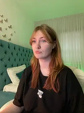 Snapshot of _Chlo__e chatting on March 6, 2025, 5:03 am Chlo e online show from March 6, 2025, 5:03 am