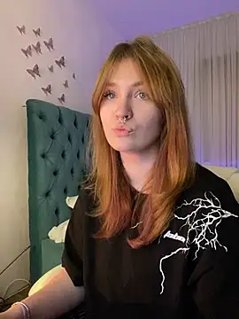 Snapshot of _Chlo__e chatting on March 9, 2025, 11:03 pm Chlo e online show from March 9, 2025, 11:03 pm