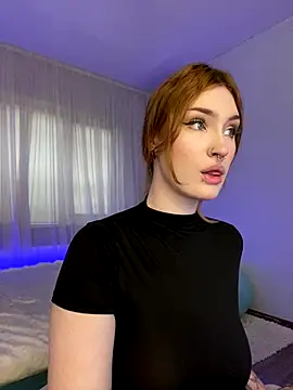 Snapshot of _Chlo__e chatting on October 5, 2025, 9:40 am Chlo e online show from October 5, 2025, 9:40 am