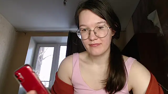 Snapshot of MiriamOr chatting on February 20, 2025, 10:16 am MiriamOr online show from February 20, 2025, 10:16 am