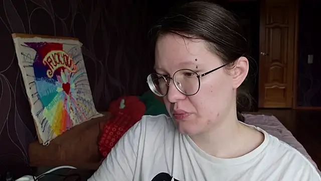 Snapshot of MiriamOr chatting on November 1, 2025, 7:54 am MiriamOr online show from November 1, 2025, 7:54 am