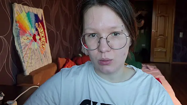 Snapshot of MiriamOr chatting on November 15, 2025, 7:38 am MiriamOr online show from November 15, 2025, 7:38 am