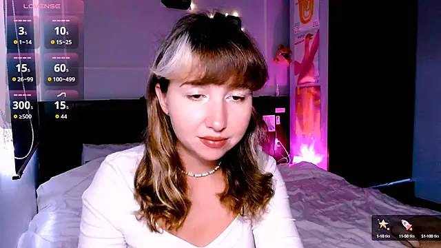 Snapshot of Cosmo_Riri chatting on October 1, 2025, 5:13 am Cosmo Riri online show from October 1, 2025, 5:13 am