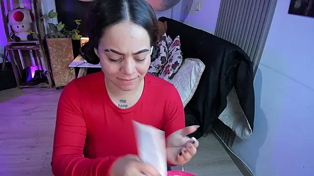 Snapshot of Cuttiealice chatting on January 31, 2025, 10:52 am Cuttiealice online show from January 31, 2025, 10:52 am