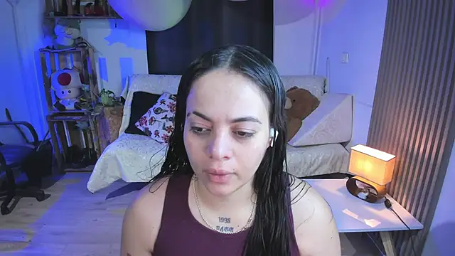 Snapshot of Cuttiealice chatting on February 9, 2025, 1:14 pm Cuttiealice online show from February 9, 2025, 1:14 pm