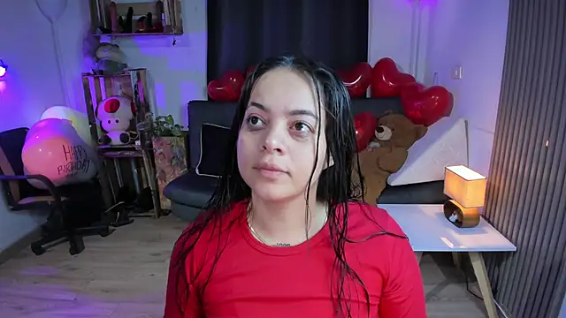 Snapshot of Cuttiealice chatting on February 22, 2025, 1:24 pm Cuttiealice online show from February 22, 2025, 1:24 pm