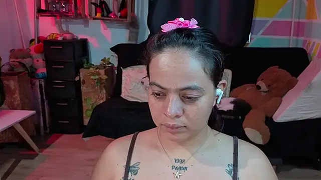 Snapshot of Cuttiealice chatting on September 9, 2025, 5:01 pm Cuttiealice online show from September 9, 2025, 5:01 pm