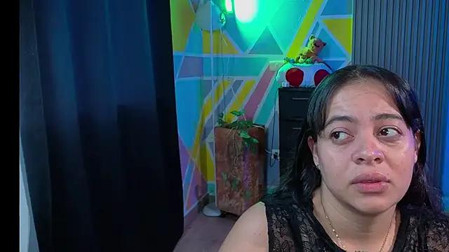 Snapshot of Cuttiealice chatting on September 30, 2025, 11:59 am Cuttiealice online show from September 30, 2025, 11:59 am