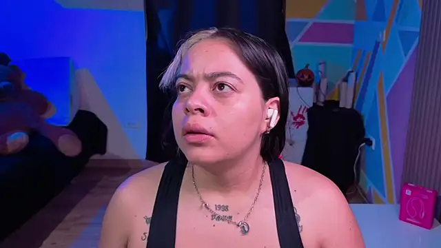 Snapshot of Cuttiealice chatting on November 1, 2025, 12:51 pm Cuttiealice online show from November 1, 2025, 12:51 pm