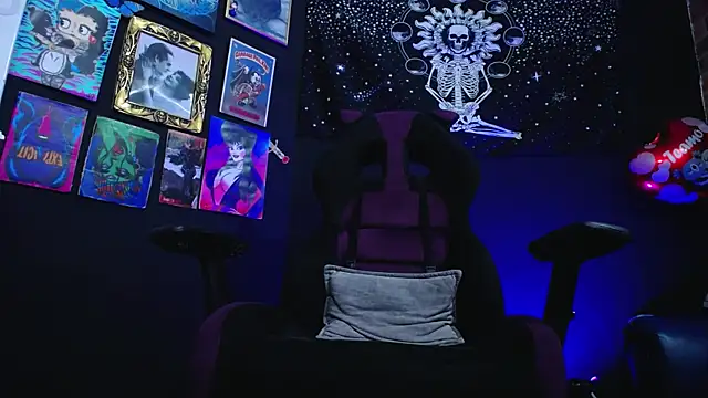 Yourmadame P online show from December 3, 2024, 12:46 am