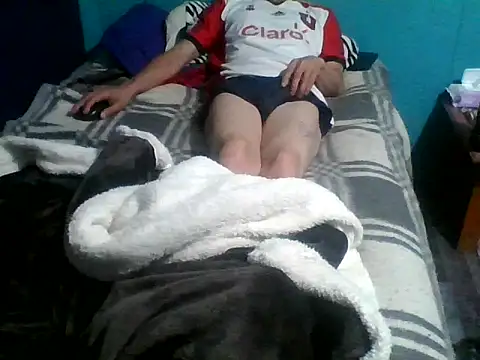 malekon76 online show from December 17, 2025, 12:33 pm