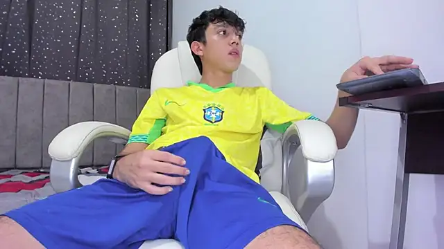 The skinnyguys online show from January 28, 2025, 10:45 pm