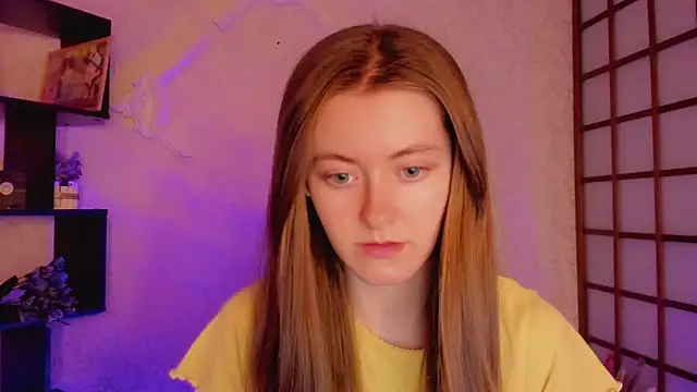 KateCuddle online show from February 18, 2025, 2:05 am