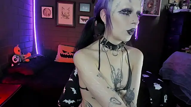 insania 9999  online show from October 9, 2025, 5:00 pm