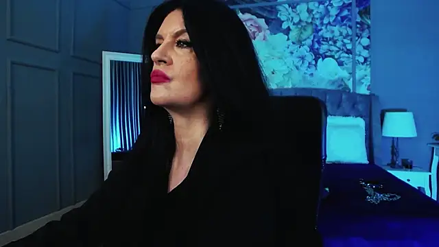 DomMelissaW online show from December 3, 2025, 9:57 pm