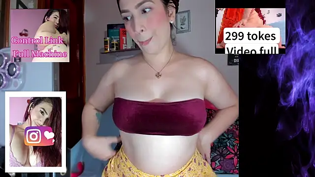 Snapshot of Nicole_x chatting on March 21, 2025, 11:56 pm Nicole x online show from March 21, 2025, 11:56 pm