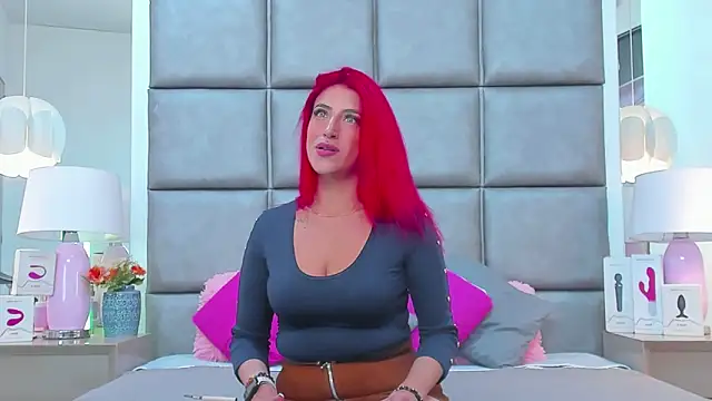 Snapshot of AllissaBrowm chatting on February 7, 2025, 5:40 pm AllissaBrowm online show from February 7, 2025, 5:40 pm