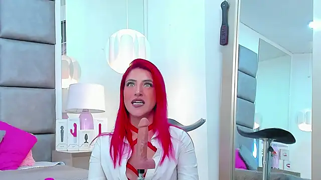 Snapshot of AllissaBrowm chatting on February 26, 2025, 11:37 pm AllissaBrowm online show from February 26, 2025, 11:37 pm