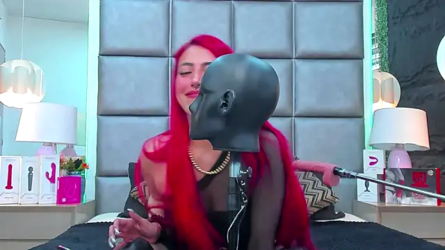 Snapshot of AllissaBrowm chatting on November 8, 2025, 4:18 pm AllissaBrowm online show from November 8, 2025, 4:18 pm