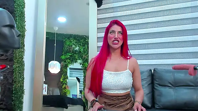 Snapshot of AllissaBrowm chatting on November 15, 2025, 6:37 pm AllissaBrowm online show from November 15, 2025, 6:37 pm