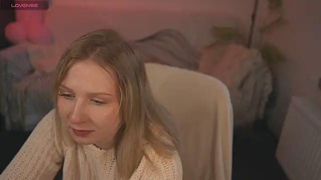  Killer Smile  online show from February 14, 2025, 10:59 am