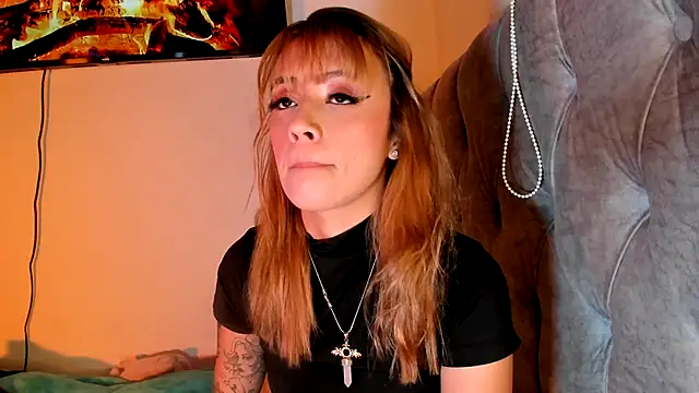 Snapshot of Sabrina_Cole chatting on September 24, 2025, 3:32 am Sabrina Cole online show from September 24, 2025, 3:32 am