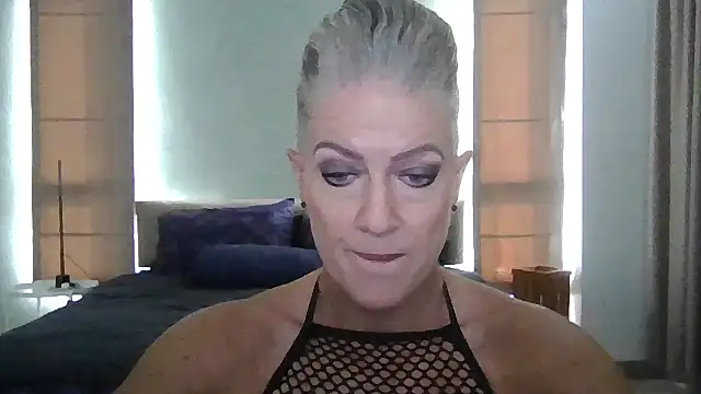 Devon2020 online show from November 14, 2025, 9:08 am