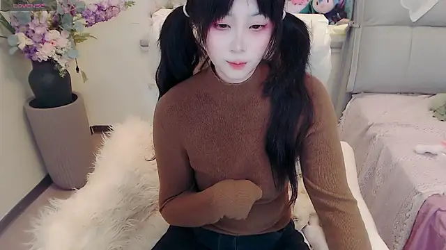 Snapshot of yoyoyo_99 chatting on October 13, 2025, 12:16 pm yoyoyo 99 online show from October 13, 2025, 12:16 pm