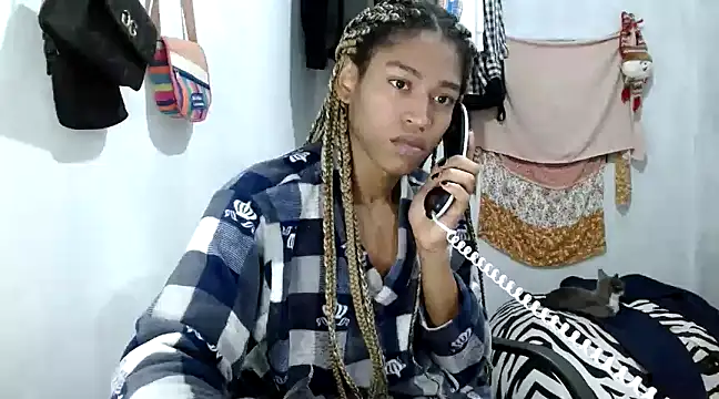 Snapshot of angelamarie1 chatting on February 14, 2025, 1:23 am angelamarie1 online show from February 14, 2025, 1:23 am