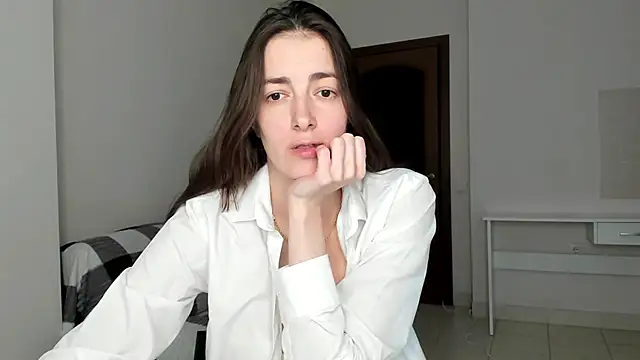 Snapshot of Sabrina_Mur chatting on October 29, 2025, 10:28 am Sabrina Mur online show from October 29, 2025, 10:28 am