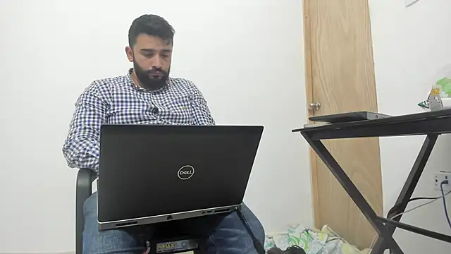 isearchcompany online show from November 9, 2025, 10:30 pm