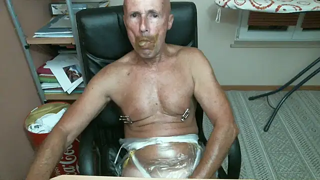 Snapshot of olibrius71 chatting on September 13, 2025, 7:46 pm olibrius71 online show from September 13, 2025, 7:46 pm