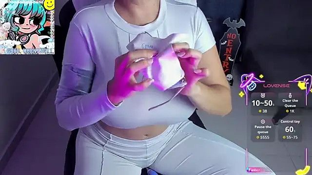 Roxy clark online show from October 22, 2025, 9:20 am