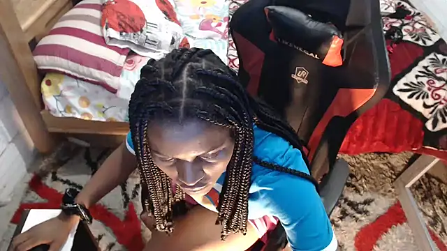 sexyjustin202 online show from December 14, 2024, 1:17 am