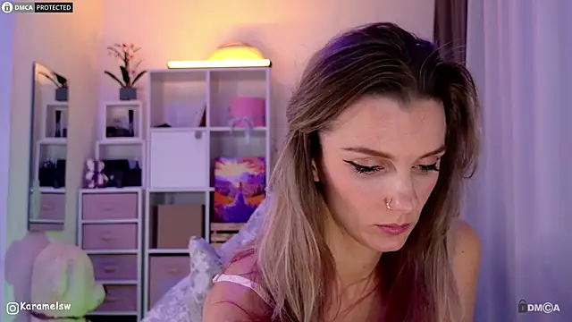 Karamelsw  online show from October 2, 2025, 11:56 pm