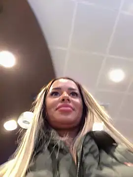 KirstieVegas online show from February 4, 2025, 11:38 pm