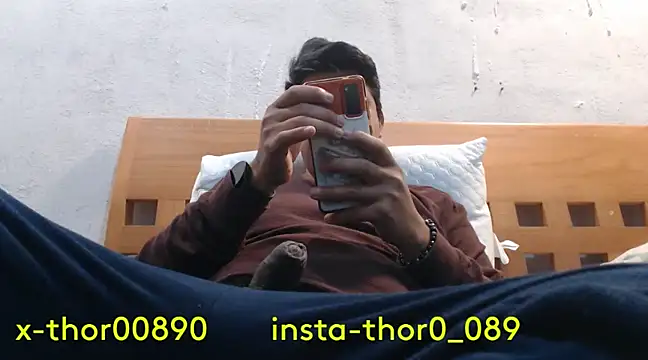Snapshot of thor000089 chatting on December 3, 2024, 3:33 pm thor000089 online show from December 3, 2024, 3:33 pm