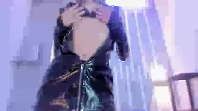 Victoria Badgal  online show from December 17, 2024, 11:38 pm