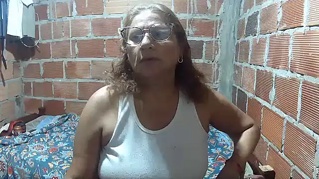 Snapshot of charrysexy1 chatting on September 22, 2025, 11:23 am charrysexy1 online show from September 22, 2025, 11:23 am